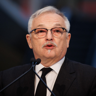 Hernádi Zsolt: meddig is kell még fenntartani a „rendkívüli” különadókat?