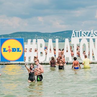 Balaton-átúszás - Több mint 11 ezren indultak