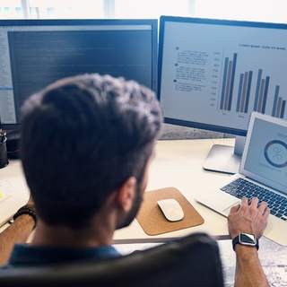 A héten az is kiderül, mennyit keresnek a magyarok