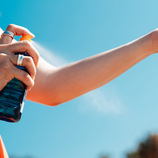 Kedden figyelmeztetési kritériumot meghaladó UV-B sugárzás várható