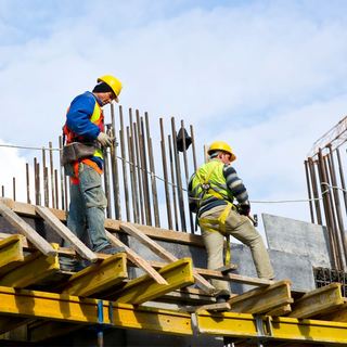 Lázár János a parlamenti választás évére felvirágoztatja a magyar építőipart