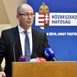 Új, európai uniós módszertanra tért át a Közbeszerzési Hatóság