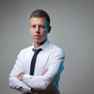 Magyar Péter megígérte: szeptembertől új világ lesz a közmédiában