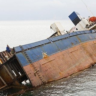 Újabb tankerhajó süllyedt el a Fülöp-szigeteknél