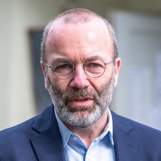 Szabadon jöhetnek az orosz kémek Magyarországra