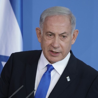 Magát mentené Netanjahu?