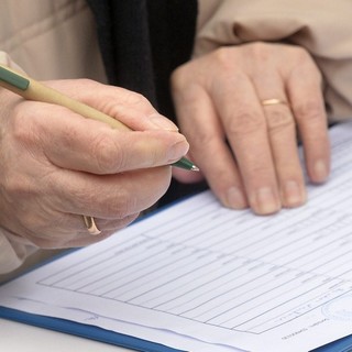 30 hamis ajánlással lett jelölt egy nő a 2022-es választáson