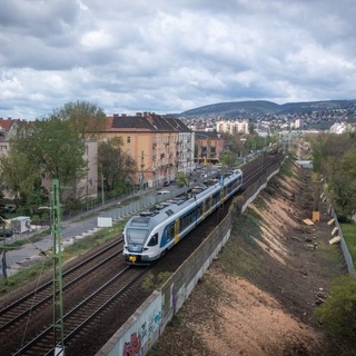 Lázár János szerint Mészáros Lőrinc vasútépítő cége megzsarolta a magyar államot