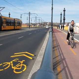 A Kerékpárosklub szerint nincsenek biztonságban a Margit hídon