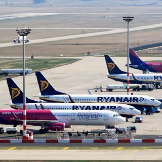 Nem kap szárnyakat a WizzAir, repül a 300 milliós bírság