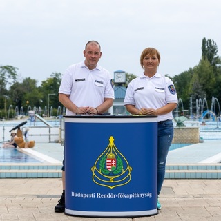 Strandokon is dolgoznak az iskolaőrök a nyári szünetben