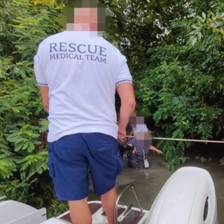 Felborult egy budapesti turistákkal teli hajó Bodrogkeresztúrnál