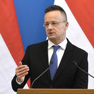 Szijjártó Péter: az egész világot, így Magyarországot is növekvő aggodalommal tölti el a közel-keleti helyzet