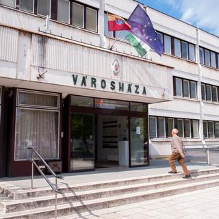 Pakson újra tervezhetik a város költségvetését