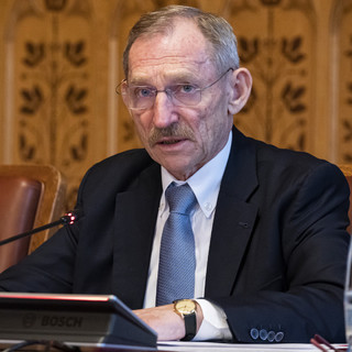 Pintér Sándor a Nemzeti alaptantervből vizsgáztatná a pedagógusokat