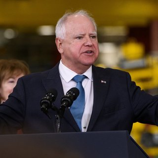 Joviális „átlag-amerikai” a Demokrata Párt alelnökjelöltje