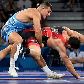 A birkózó Losonczi Dávid kikapott az elődöntőben, bronzéremért küzdhet