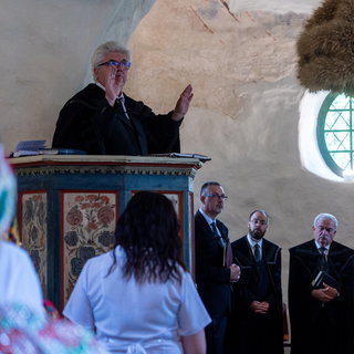 Lemondásra szólította fel püspöke az embereket kínozni akaró református esperest