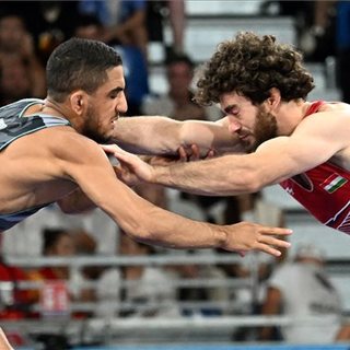 A birkózó Muszukajev kikapott az elődöntőben, a bronzéremért küzdhet