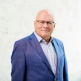 A nagykövet feláll, ha nem tudja vállalni a küldő kormány képviseletét