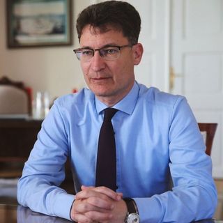 Cser-Palkovics András: a kormány alapjaiban csorbítja az önkormányzatiságot a paksi iparűzési adó elvételével