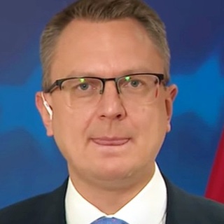 Rétvári államtitkár árnyékra vetődött