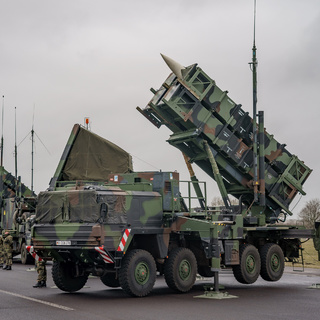 Légvédelmi rakéták százai érkeznek Berlinbe