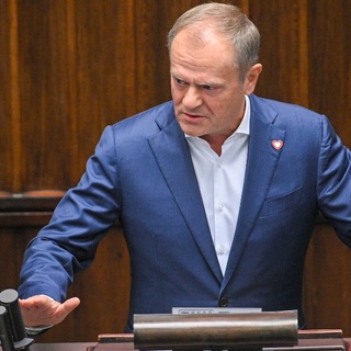 Donald Tusk: a menedékjog korlátozása nem jelenti az emberi jogok felfüggesztését