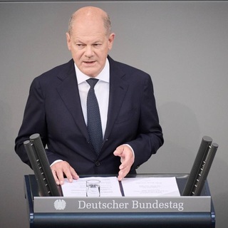 A német kancellár kész tárgyalni Putyinnal a békéről