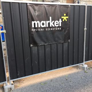 Százmilliárdokat hozó megrendeléshez juthatott a NER-közeli vállalkozó cége az akkugyáraktól