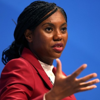 Brit konzervatív vezető: bizalomvesztést okozó hibákat követett el a Konzervatív Párt