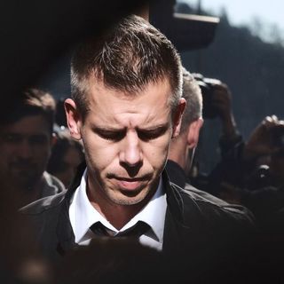 Nyomják Krahácsot, bántják a Magyart