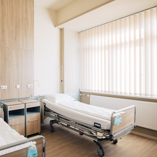 Hiába fizetik a magyarok a TB-t, brutális összeget költenek el a magánegészségügyben