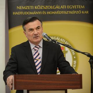 Szenes Zoltán: továbbra is működhet Magyarország és a NATO kapcsolata