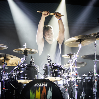 „Nem vagyok sztár, csak egy zenész” – Jankai Valentin útja apja árnyékától az önazonosságig