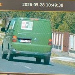 Egy napon belül kétszer is gyorshajtáson értek egy postásautót Mihálygergén