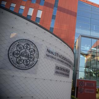 Megszűnik a pedagógusképzés a Nemzeti Közszolgálati Egyetemen