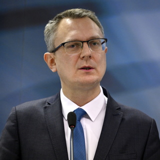 Rétvári Bence azt követeli Magyar Pétertől, hogy ne sunnyogjon, hanem mondja ki!