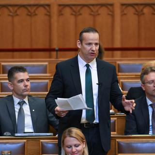 Toroczkai azt ígéri árgus szemekkel fogják figyelni, mi történik a határainkon