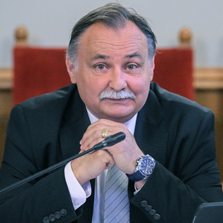 Gajdos László szerint Debrecen polgármestere feláldozta a várost az Orbán-kormány ámokfutásának