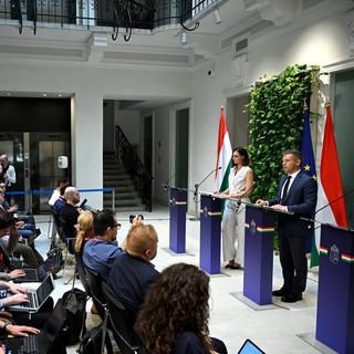 Magyar Péter: a debreceni polgármesternek távoznia kell