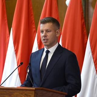 Magyar Péter: a kormány benyújtotta az Alaptörvény 17. módosítását