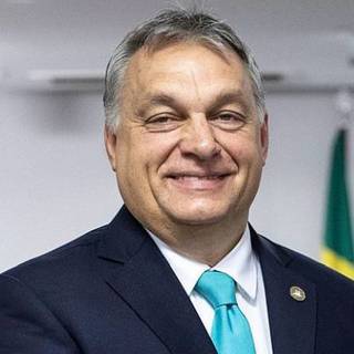 Orbán Viktor elrepült a vb-döntőre
