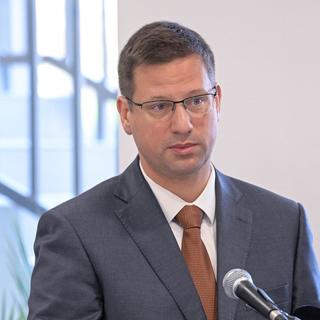 Gulyás Gergely lemond a Fidesz-frakció vezetéséről