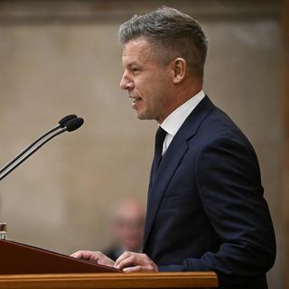 Magyar Péter: a Fidesz kézi irányításra próbál áttérni a Sándor-palotában