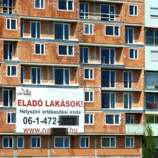 Bezuhant a lakások iráni kereslet