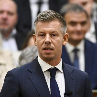 Magyar Péter: a kormány felülvizsgálja a teljes hulladékgazdálkodási rendszert