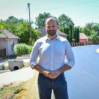 A Fidesz szerint a a Tisza-kormány újabb lépése azt üzeni: "a vidékieknek ez is elég lesz"
