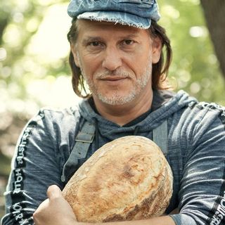 110 éves kovász, amit Szabi, a pék még nyaralni is magával visz