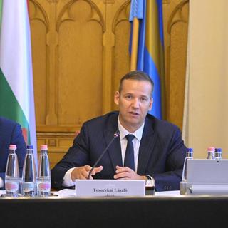 Varga Juditot, Rogán Antalt és Völner Pált is meghallgatná a végrehajtási visszaéléseket feltáró bizottság